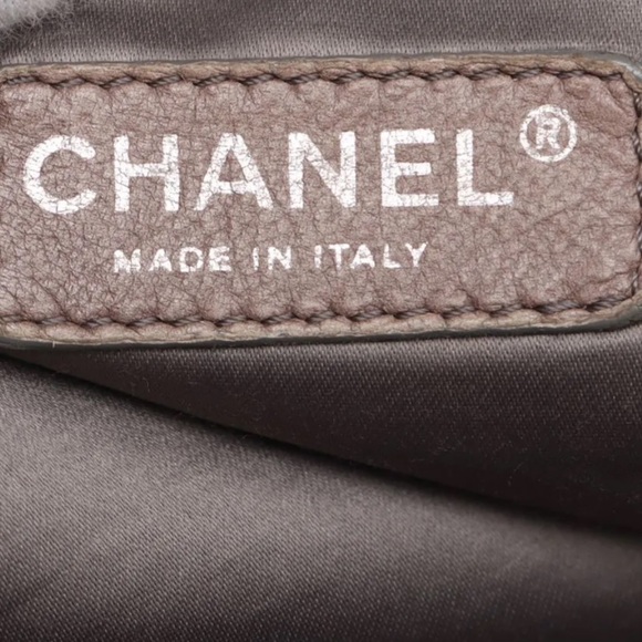 CHANEL Black Leather Bag with Chain Straps - Picture 9 of 11